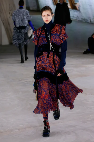 Look 13